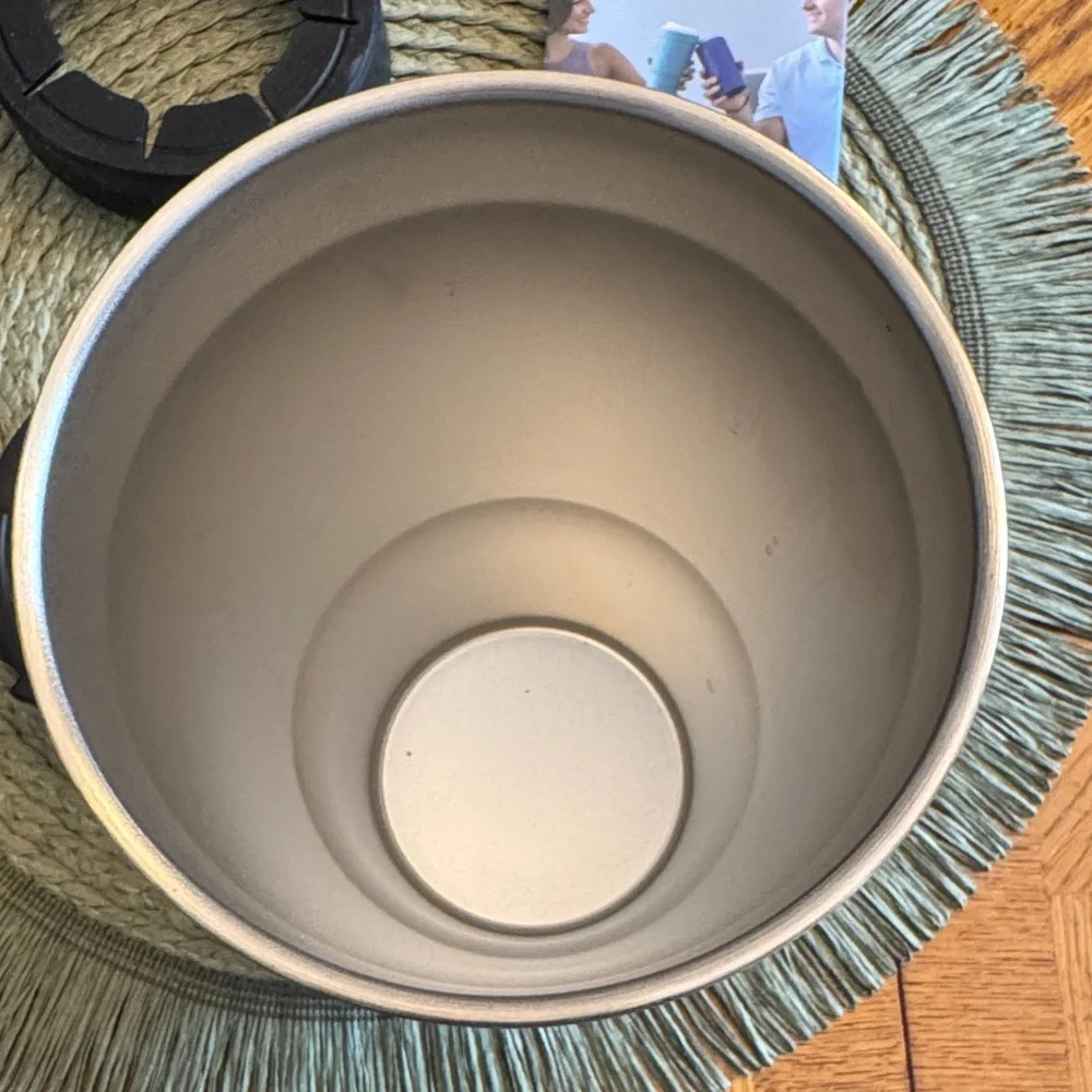 Black Travel Mug - Picture 4 of 5